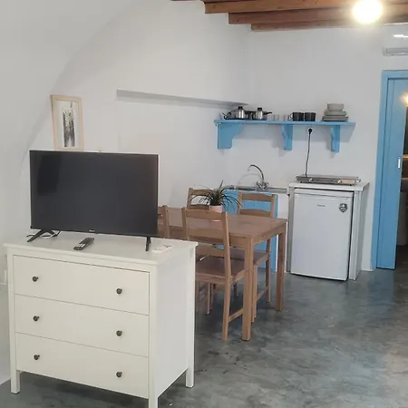 Holiday home Fournos Aroniadika
