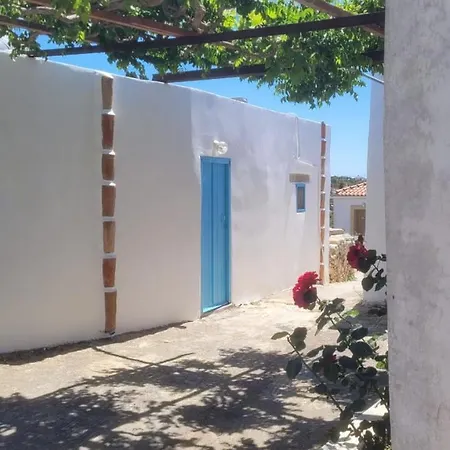 Fournos Aroniadika Kythira Town